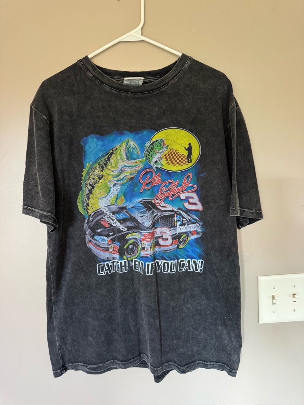 Comfort Colors Black Dale Earnhardt 'Catch 'Em If You Can' Graphic Tee NWOT